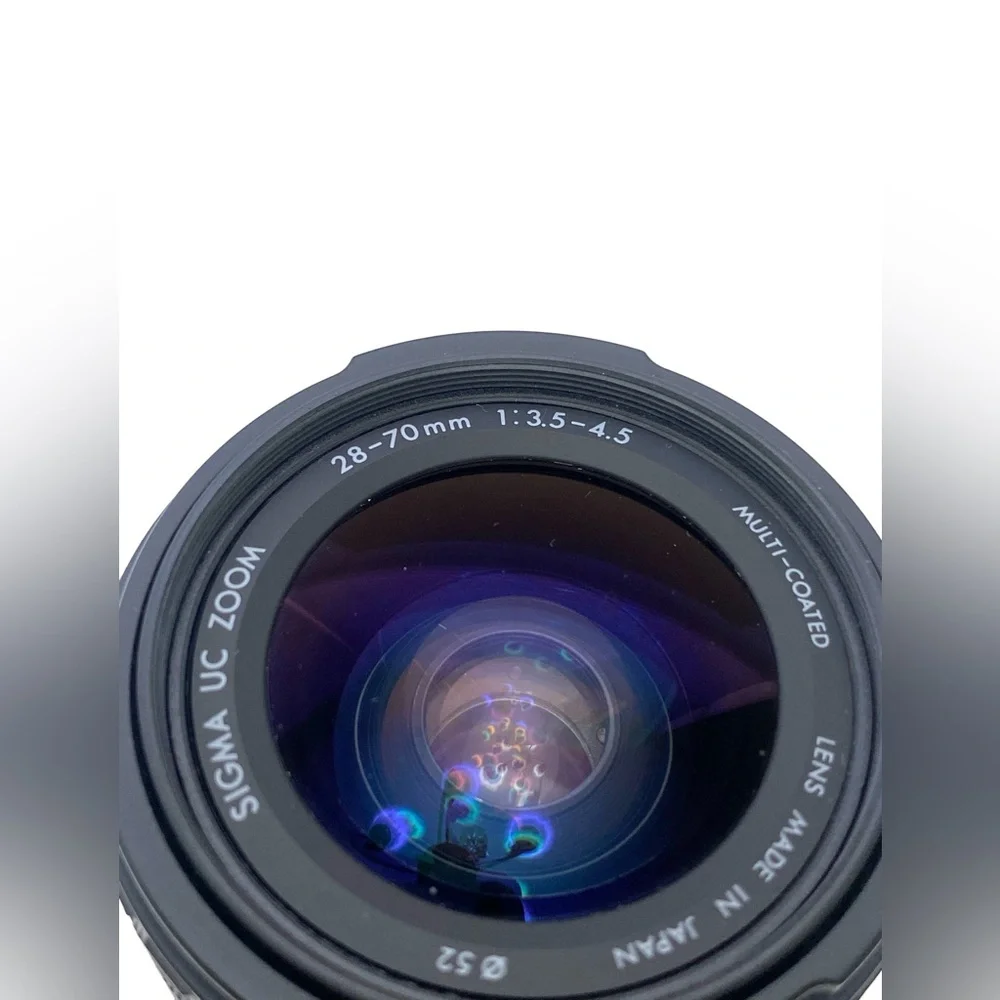 SIGMA UC Zoom 28 - 70mm f/1:3.5 - 4.5 Multi-Coated Camera Lens